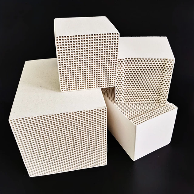 مبادله گرما سرامیکی با عملکرد بالا Rto Honeycomb Alumina Cordierite سرامیک Honeycomb Thermal Storage Monolith 2