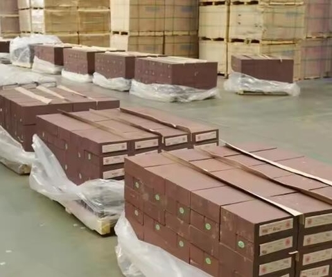 طهارت بالا 98٪ MgO مگنیزیت آجر آتش گیر مرده سوخته مگنیزیا آجر برای کوره های سیمان