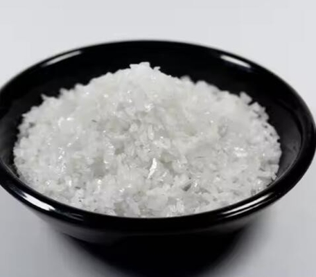 مقاومت در برابر رطوبت بالا آلومینیوم فیوز شده سفید آتش گیر 99٪ Al2O3 اکسید آلومینیوم کوراندوم سفید