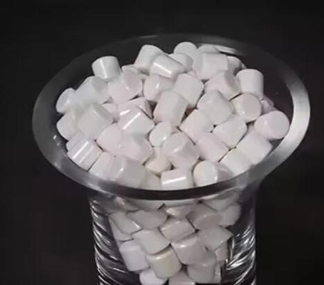 مهره های سرامیکی زیرکونیای آلومینا با چگالی بالا Zro2 گلوله های آسیاب 3mm-10mm برای پرداخت و برش آسیاب گلوله ای